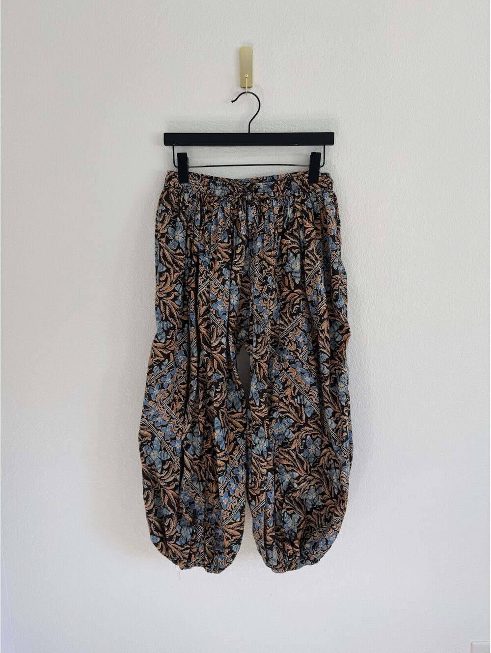 Urban Outfitters Out From Under Size Small Jasmine Floral Print Balloon Pants - Picture 3 of 6